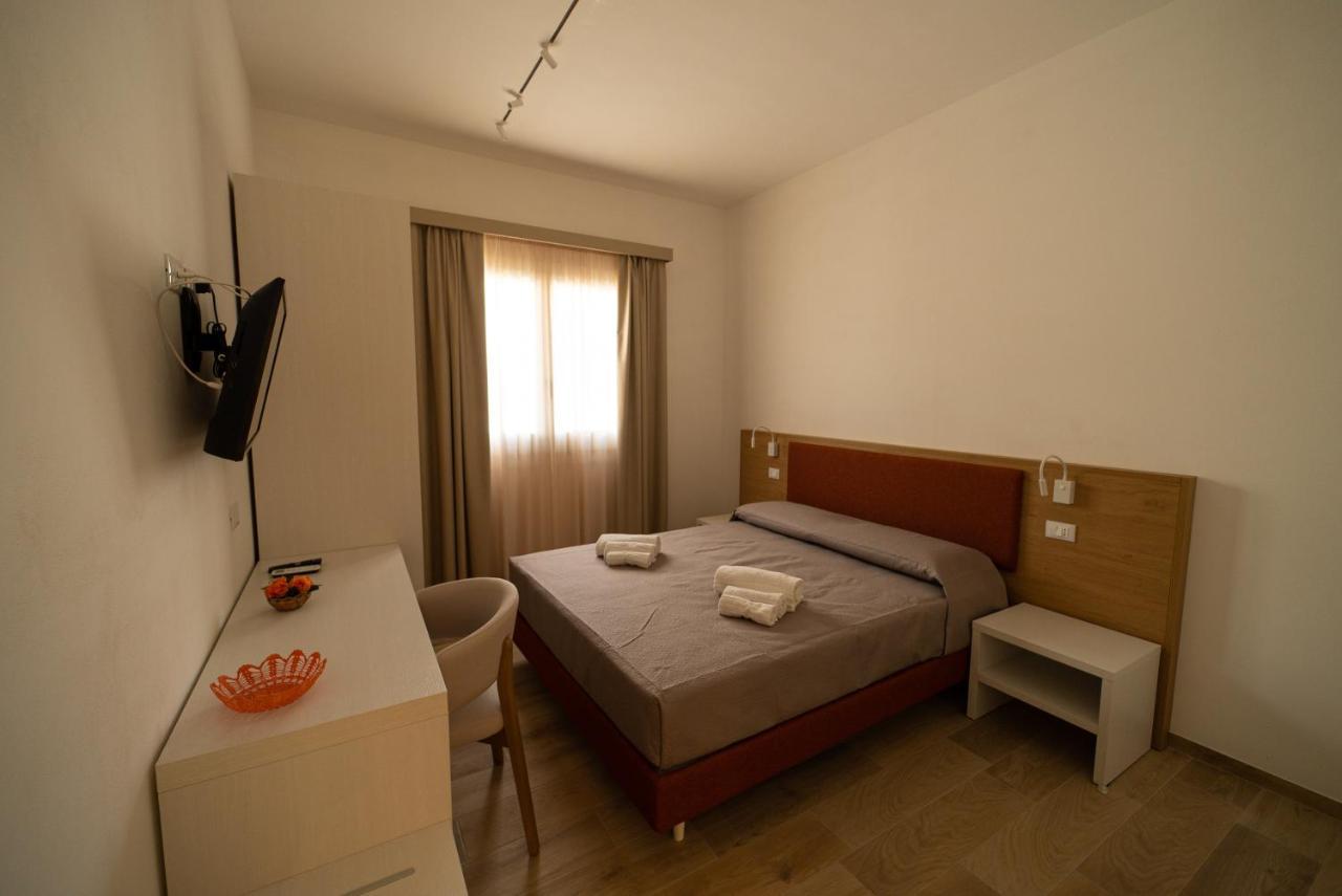 Butiko Hotell Castelluzzo Eksteriør bilde